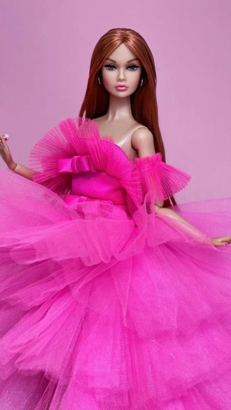 Pink Couture, Barbie Gowns, Poppy Parker Dolls, Diy Creative Crafts, Barbie Collection, Diy Creative, Traditional Wedding, Barbie Clothes, Barbie Fashion