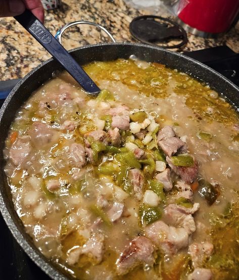 Pozole Recipe Pork, Pork Pozole, Green Chile Pork, Hatch Green Chili Recipe, Green Pozole, Green Chili Stew, Pozole Recipe, Mexican Stew, Green Chili Recipes