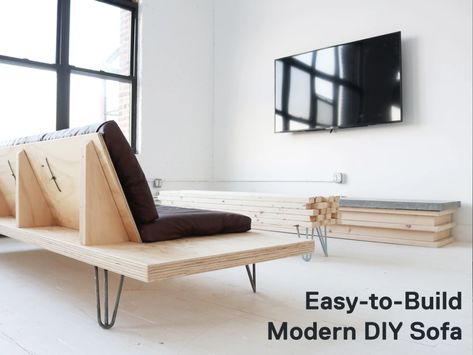 Concrete Tv Stand, Easy Diy Furniture Projects, Vitra Furniture, Easy Diy Furniture, Built In Couch, Diy Daybed, Living Simple, Diy Seating, Bedding Inspiration