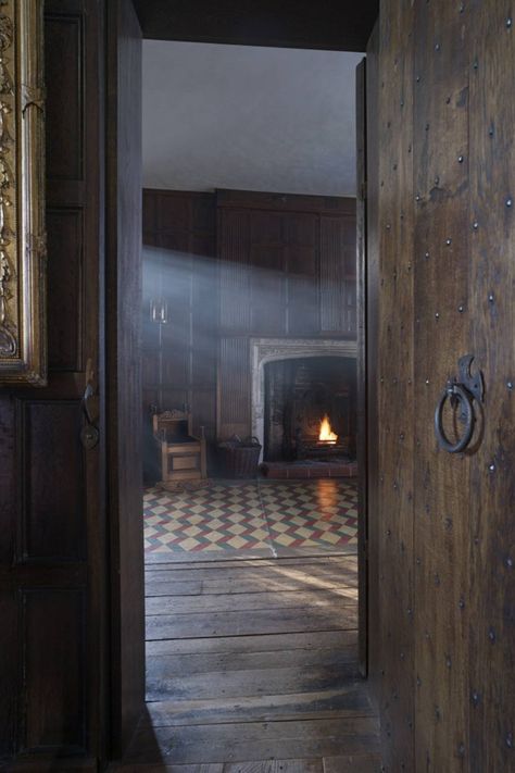 Tudor & Elizabethan homes | Interior Design Tips | House & Garden Sutton House, London Decor, Historical Interior, London Interior, Interior Design Advice, London House, Stately Home, Interior Design Tips, Historic Homes