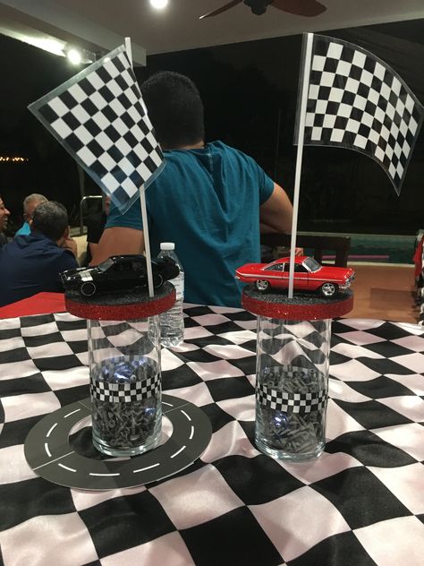 Vintage Car Centerpiece Ideas, Racing Car Centerpieces Ideas, Race Theme Centerpieces, Car Party Centerpiece, Fast And Furious Centerpieces, Race Car Birthday Centerpieces, Race Car Centerpieces, Two Fast Birthday Centerpieces, Fast And Furious Theme Birthday Party