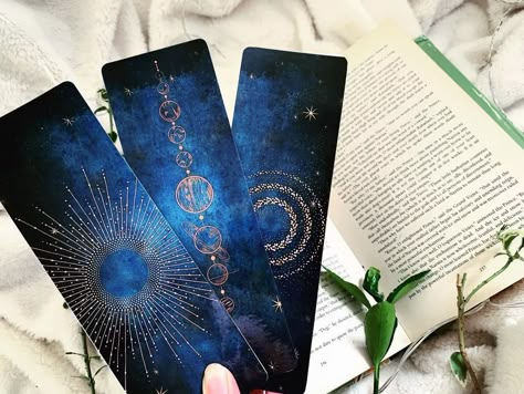 Celestial Bookmarks, Book Mark Designs, Space Bookmarks, Book Cover Painting, Artistic Journal, Acrylic Bookmarks, Cover Painting, Handmade Bookmarks Diy, Bookmarks Diy