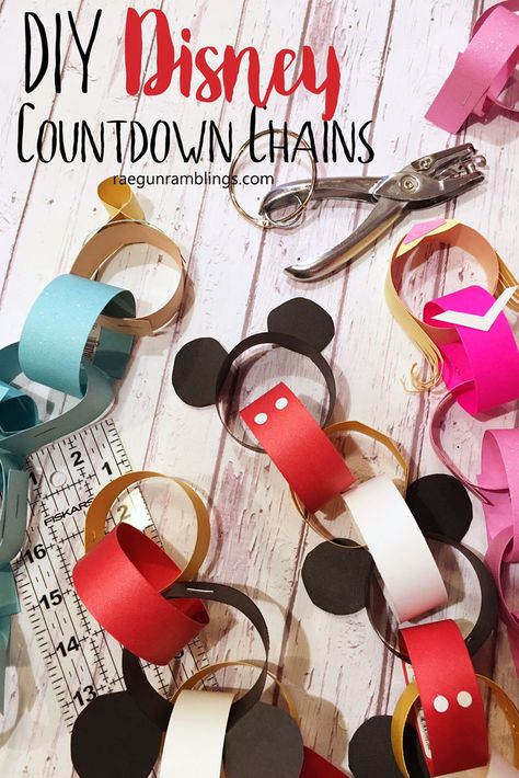 Countdown To Disney, Diy Disney Princess, Countdown Chain, Diy Disney Ears, Disney Countdown, Diy Disney, Disney Home Decor, Big Gifts, Disney Diy