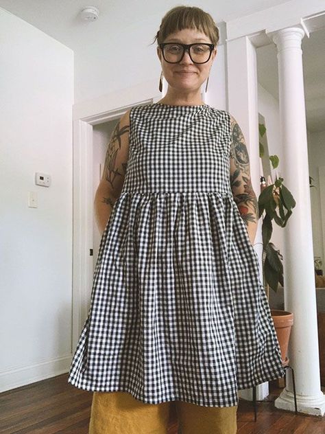 Gingham Outfit, Gingham Linen, Witchy Fashion, Causal Outfits, Diy Sewing Clothes, Gingham Dress, Outfit Inspo Fall, Sewing Clothes, Minimal Fashion