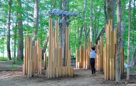 Wesleyan's faculty-student design collaborative North Studio created a bird-viewing structure inside a 700-acre nature preserve. The bird blind serves as a viewing platform, a resting station and shelter for visitors. Bird Watching Station, Bird Blind Architecture, Blind Architecture, Bird Blinds, Architecture Portfolio Examples, Bird Hide, Mass Timber, Viewing Platform, Student Design