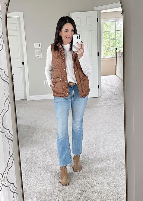 22 Fall Outfit Ideas for 2022 Outfit Ideas Winter 2022 2023, Rust Vest Outfit Fall, Loft Outfits Fall 2022, The Loft Outfits 2022, Outfit Ideas For November, Womens Fall Outfits For Pictures, Fall Layering Outfits 2022, Fall Looks For Women 2022, Winter Outfits 2022 Trends