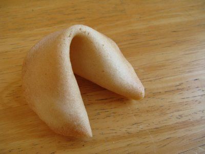 Vegan Fortune Cookies - This recipe had a much better outcome than any non-vegan attempt! Delicious, too. Personalized Fortune Cookies, Fortune Cookies Recipe, Brandy Snaps, Silicone Baking Sheet, Fortune Cookies, Healthy Vegan Snacks, Cookie Tutorials, Fortune Cookie, Vegan Treats