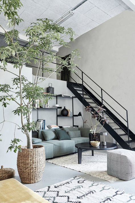 Industrial Loft House, Loft Houses, Scandinavian Loft, Loft Apartment Decorating, Loft House Design, Industrial Home Design, Loft Interior Design, New York Loft, Loft Stil