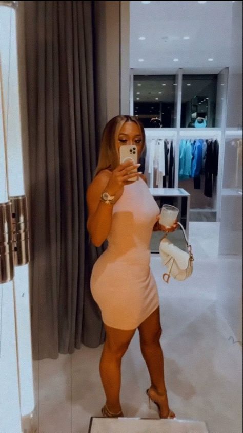 Crystal Renee Hayslett Style, Krista Core, Crystal Hayslett, Crystal Renee Hayslett, Crystal Renee, Balmain Shoes, Girls Night Out Outfits, Aesthetic Feed, Glamour Style