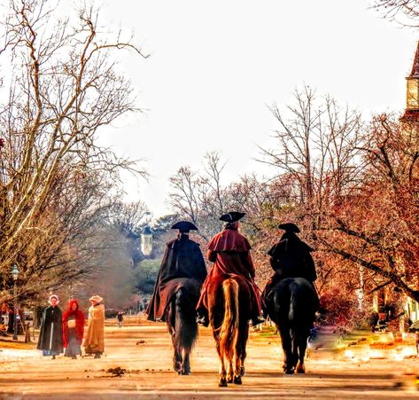 Colonial Aesthetic American, American Revolution Aesthetic, Revolution Aesthetic, Colonial Aesthetic, Hamilton Au, George And Martha, Midwest Gothic, Colonial Life, History Aesthetic