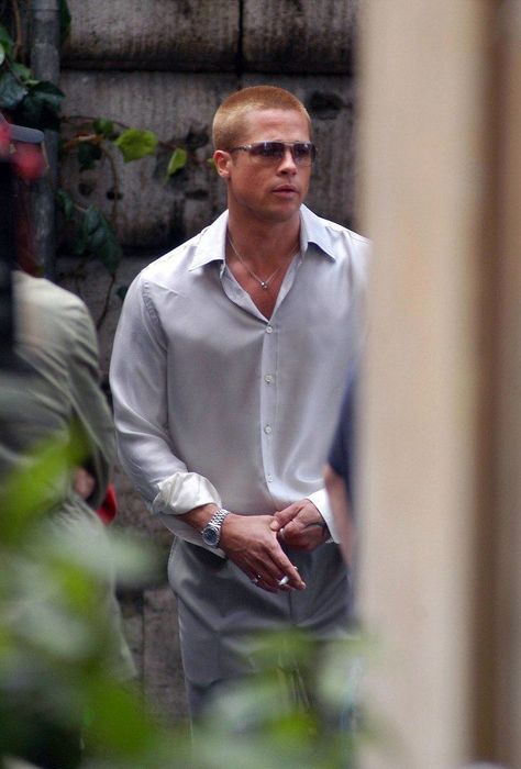 Old Money Movies, Money Movies, Brad Pitty, Brad Pitt Style, Modern Men, Street Fashion Men Streetwear, Old Money Style, Cool Outfits For Men, Style Travel