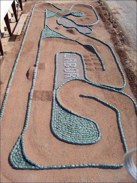 Rc Car Track, Nice Backyard, Diy Rc Cars, Race Car Coloring Pages, Toy Race Cars, Race Car Track, Rc Track, Radio Controlled Boats, Race Tracks