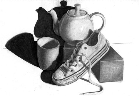 Drawing - Still Life on Behance Easy Still Life Drawing, Pencil Drawings Of Love, Still Life Sketch, Live Sketching, Composition Drawing, Bathroom Wood, Pencil Drawings Of Girls, Life Sketch, Tree Drawings Pencil