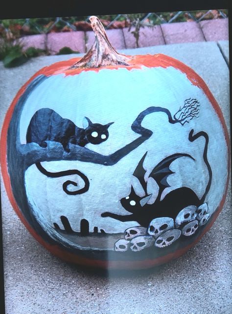 Pumpkin Painting Cat Ideas, Cat Pumpkin Painting Ideas, Pumpkin Painting Ideas Cat, Painting On Pumpkins Ideas, Black Cat Pumpkin Painting, Cat Painted Pumpkin, Black Cat Painted Pumpkin, Cat Pumpkin Painting, Painted Pumpkins Black Cat