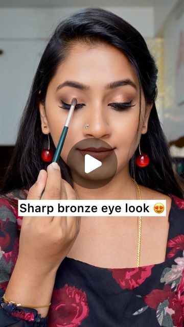 Western Eye Makeup, Indian Eye Makeup, Bronze Makeup Look, Bridal Party Makeup, Party Makeup Looks, Bronze Eyeshadow, Bronze Makeup, Eye Look, Bridal Makeup Artist