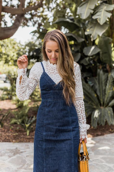 Denim Tank Outfit, Layered Dress Outfit, Denim And Lace Dress, Jean Tank Top, Denim Tank Dress, Tank Dresses Outfit, Midi Dress Outfit, Jeans Tank Top, Lace Top Dress