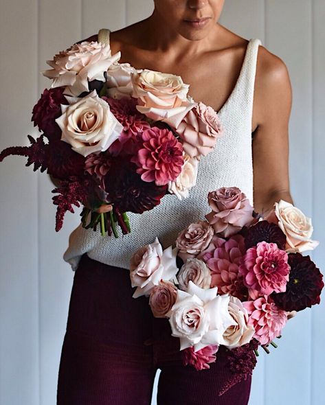 Moody Wedding Flowers, Pink And Burgundy Wedding, She's A Wildflower, Dark Wedding Theme, Burgundy And Blush Wedding, Glass Of Red Wine, Bohemian Wedding Decorations, Romantic Bouquet, Red And Pink Roses