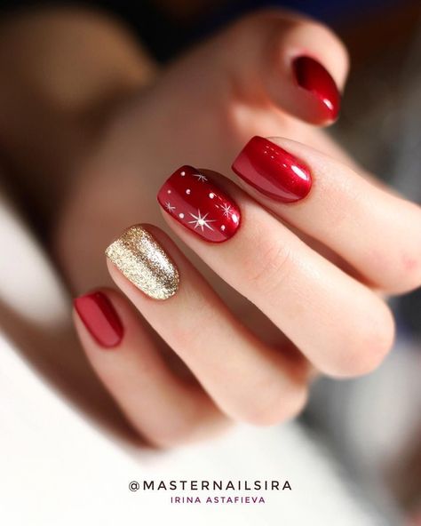 Christmas Nails Easy - Want more information and details? Click to visit for more ideas. Red Nail Art Designs, Christmas Mail, Red Nail Art, Red Acrylic Nails, Green Prom, Christmas Gel Nails, Nails 2022, Christmas Nails Acrylic, Xmas Nails