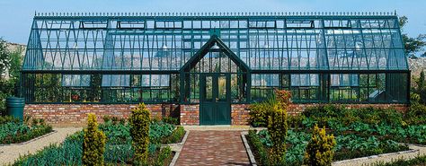 A Two Partition Bespoke Glasshouse by Hartley Botanic Victorian Glasshouse, Greenhouse Panels, Victorian Greenhouses, Greenhouse Farming, Plant Watering System, Best Greenhouse, Lean To Greenhouse, Outdoor Greenhouse, Large Greenhouse