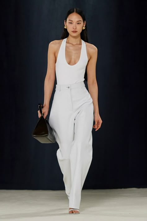 Runway Trends, Fashion People, Looks Chic, Chic Outfit, New Classic, Fashion Runway, Mode Inspiration, Fall 2023, Issey Miyake