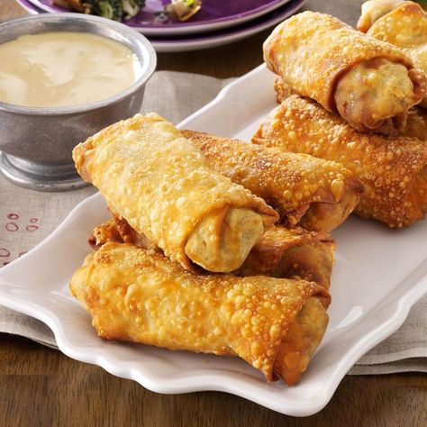 Southern-Style Egg Rolls Soul Rolls, Crabmeat Stuffing, Frozen Vegetable Recipes, Southwestern Egg Rolls, Telur Gulung, Kennesaw Georgia, Egg Rolls Recipe, Southern Accent, Empty Plate