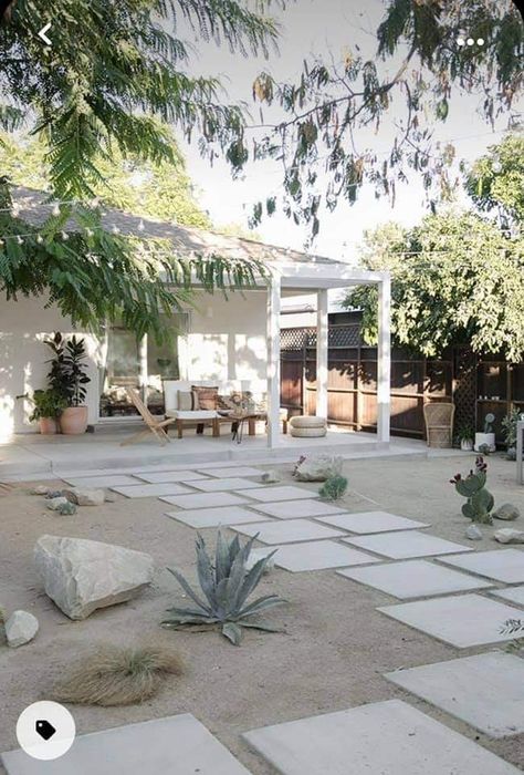 Backyard Updates, Desert Backyard, Drought Tolerant Landscape, Desert Garden, Have Inspiration, Country Landscaping, Landscaping Tips, Backyard Makeover, Beautiful Backyards