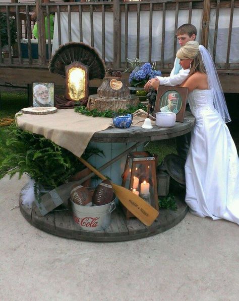 Bride And Groom Table Ideas, Fishing Wedding Cakes, Grooms Cake Tables, Fishing Themed Wedding, Bride And Groom Table, Wedding Cake Table Decorations, Rustic Groom, Grooms Table, Mom Dresses