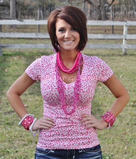 Pink Cheetah Print Short Sleeve Top  $11.95  http://www.giddyupglamouronline.com/catalog.php?item=7160 Outdoors Tattoos, White Cheetah Print, Girl Next Door Look, Cheetah Print Top, Pink Cheetah Print, Southern Fashion, Giddy Up Glamour, Fade Styles, Country Girl Style