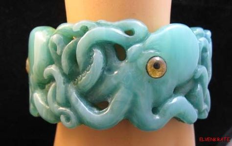 octopus cuff. Sea Creature Jewelry, Octopus Jewelry, Fantastic Voyage, Octopus Art, Mermaids And Mermen, Mermaid Jewelry, Snake Jewelry, All That Glitters, Vintage Jewellery