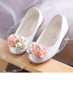 Sepatu Platform, Girls Shoes Teenage, High Heels For Kids, Girls High Heels, Infant Shoes, Girls Shoes Sneakers, Flower Girl Shoes, Lace Flats