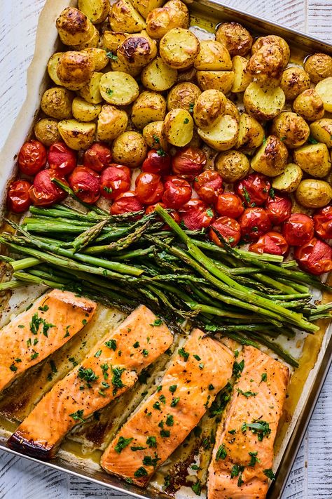 Sheetpan Salmon and Potatoes With Veggies | Olive & Mango Healthy Meals Potatoes, Baked Salmon With Veggies Recipes, Healthy Recipes Veggies, Healthy Food For Christmas, One Sheet Pan Salmon And Veggies, Pescatarian Weekly Meal Plan, Salmon Veggies One Pan, Salmon French Recipes, Healthy Recipes For Men