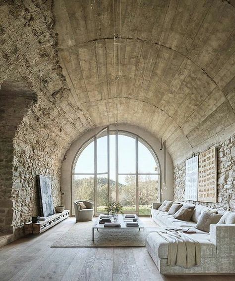 Spanish Farmhouse, Barrel Vault Ceiling, Stone Archway, Rustic Inspiration, Popular Interior Design, Rural Retreats, Design Blogs, Design Apartment, Stone Walls