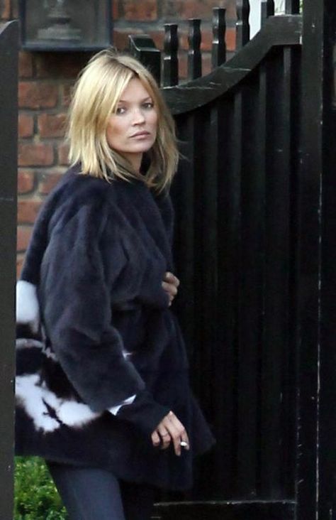 Kate Moss Hair Short, Kate Moss Short Hair, Kate Moss Hair, Haircuts For Fine Hair, Short Blonde Hair, Good Hair Day, Hair Envy, Kate Moss, Great Hair