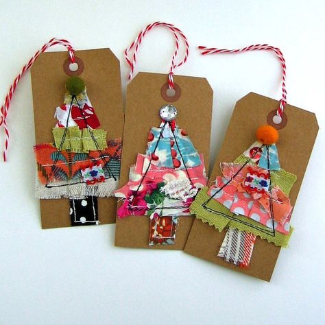 Scrapbook Christmas, Tree Tags, Beginner Sewing, Holiday Tags, Scrap Fabric, Christmas Scrapbook, Christmas Tags, Christmas Makes, Christmas Sewing