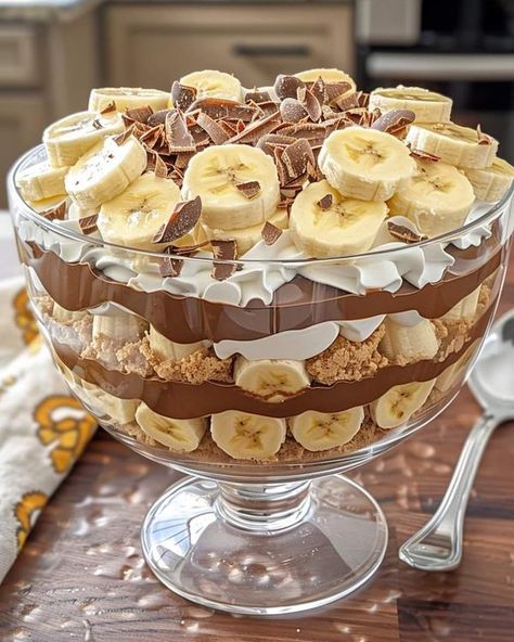 Salad Dish For Dinner🥗 | 🍌 Craving a decadent dessert with layers of banana, chocolate, and cream | Facebook Nigella Lawson Recipes, Chocolate Trifle, Salad Dishes, Banana Chocolate, Nigella Lawson, Dinner Dishes, Chocolate Banana, Trifle, Decadent Desserts