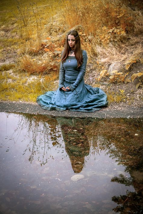 Long Skirt Reference Sitting, Sitting Poses In A Dress, Sitting In Long Dress Reference, Woman Sitting In Dress, Dress Sitting Reference, Dress Sitting Pose, People Sitting On The Floor, Sitting In A Dress, Mermaid Poses