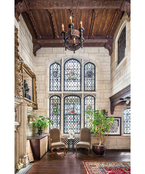 44 Gramercy Park North - DuJour Castle House Interior, English Tudor Homes, Penthouse Interior, New York Penthouse, Castle Home, Interesting Interiors, Gramercy Park, Tudor Style Homes, New York City Apartment