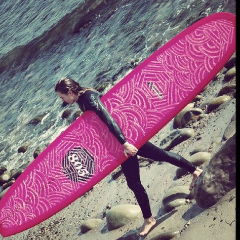 wax art on your board! Surfboard Wax Art, Surf Wax Design, Surfboard Wax, Surf Wax, Surfer Vibes, Longboard Design, Female Surfers, Soul Surfer, Wax Art