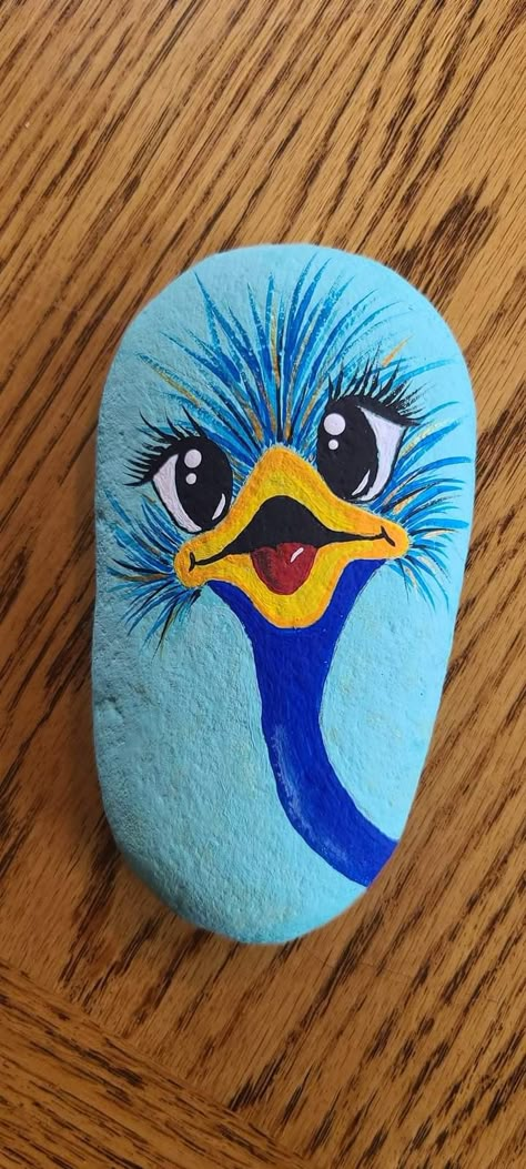 Cricut Stickers, Painting Stones, Stone Pictures Pebble Art, Garden Rock Art, Senior Center, Painted Pebbles, Rock Painting Tutorial, Diy Rock Art, Painted Rock Animals