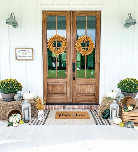 Jade + Austin on Instagram: “Happy Labor Day! What’s everyone up to today? . . #frontporch #frontporchdecor #doubledoors #whitefarmhouse #falldecor #fallfrontporch…” Pumpkin Doormat, Outdoor Welcome Mat, Hey There Pumpkin, Entryway Style, Coir Door Mat, Funny Welcome Mat, Autumn Home Decor, Funny Doormats, Custom Doormat