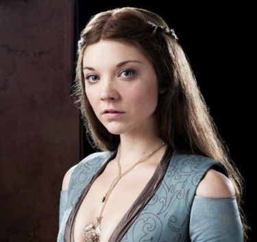 Margaery Tyrell - Natalie Dormer (formally Anne Boleyn/The Tudors). Another show where she looks incredibly beautiful. Game of Thrones. Game Of Thrones Facts, Game Of Thrones Costumes, Game Of Thrones Tv, Margaery Tyrell, Game Of Thrones Quotes, Game Of Thrones Funny, Got Memes, Natalie Dormer, Winners And Losers