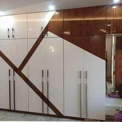 House Design Kerala, Kitchen Work Area, Pelmet Designs, Latest Cupboard Designs, Wardrobe Laminate, Arbaz Khan, Modern Wardrobe Design, Wardrobe Design Ideas, Laminate Design