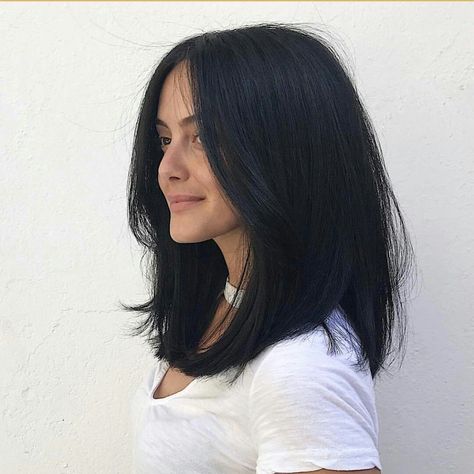 Short Black Hair Shoulder Length, Black Shoulder Length Hair, Shoulder Length Hair Black, Collar Bone Hair, Haircuts For Medium Length Hair, Wine Hair, Straight Hair Cuts, Layered Haircuts For Medium Hair, Beauty Boost