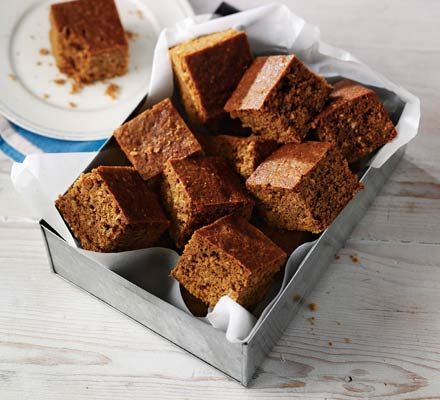 Parkin a traditional sponge cake from Northern England flavoured with molasses, oatmeal and ginger. Bonfire Night Traditions, Molasses Oatmeal, Bonfire Night Treats, Parkin Recipes, Yorkshire Parkin, Chocolate Fridge Cake, Bonfire Night Food, Fridge Cake, Ginger Cake