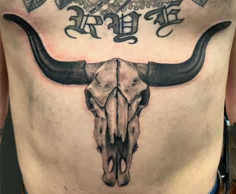 Long Horn Back Tattoo, Western Stomach Tattoos, Texas Long Horn Tattoo, Long Horn Tattoo Ideas, Longhorn Tattoos, Long Horn Tattoo For Women, Horn Tattoo, Longhorn Tattoo, Traditional Chest Tattoo