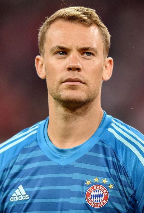 Neuer Manuel Neur, Sport Model, Bayern Munich Wallpapers, Juventus Wallpapers, Dfb Team, 2022 Fifa World Cup, Sports Celebrities, Fc Bayern Munich, Sports Hero