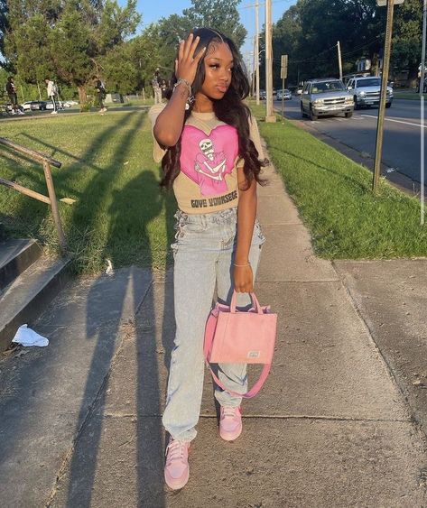 Barbie Dunks Outfit, Barbie Dunks, Cute Birthday Outfits Black Women, Dunk Outfits, Pink Dunks, Winter Birthday Outfit, 16th Birthday Outfit, Dunks Outfit, Birthday Outfit For Women