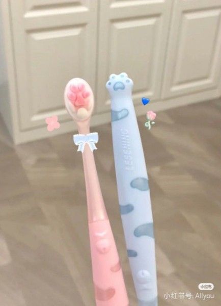 Cute Toothbrush Aesthetic, Pink Toothbrush Aesthetic, Cute Toothbrush, Kawaii Toothbrush, Cute Electric Toothbrush, Beauty Vibes, Travel Supplies, Makeup Accesories, Phone Decor