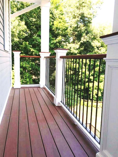 Rod Iron Deck Railing Ideas, Rod Iron Porch Railing, Black Front Porch Railing, Porch Without Railing, Blonde Brick, Front Porch Railing Ideas, Deck Update, Wrought Iron Railing Exterior, Wrought Iron Porch Railings