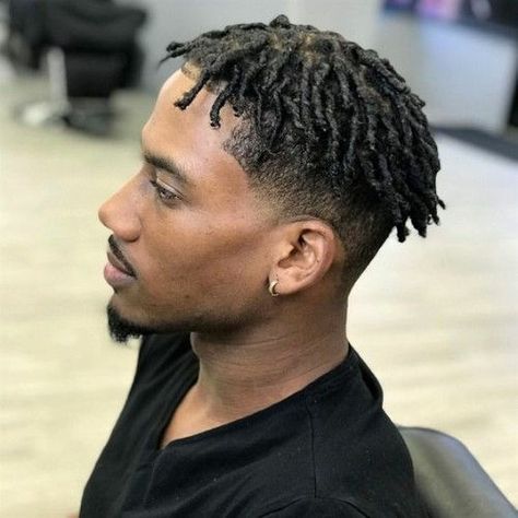 Hot Dreads Hairstyles for Black Men Must-see | New Natural Hairstyles Momo Hair, Dreads Short Hair, Mens Twists Hairstyles, Hair Twists Black, Short Hair Twist Styles, Dread Hairstyles For Men, Short Dreads, Short Twists, Dreadlock Hairstyles For Men